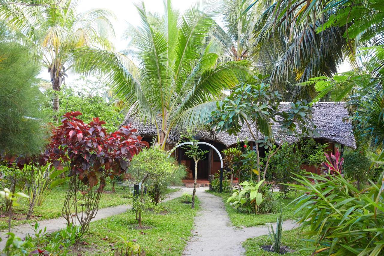 Analatsara Eco Lodge Ile aux Nattes Extérieur photo