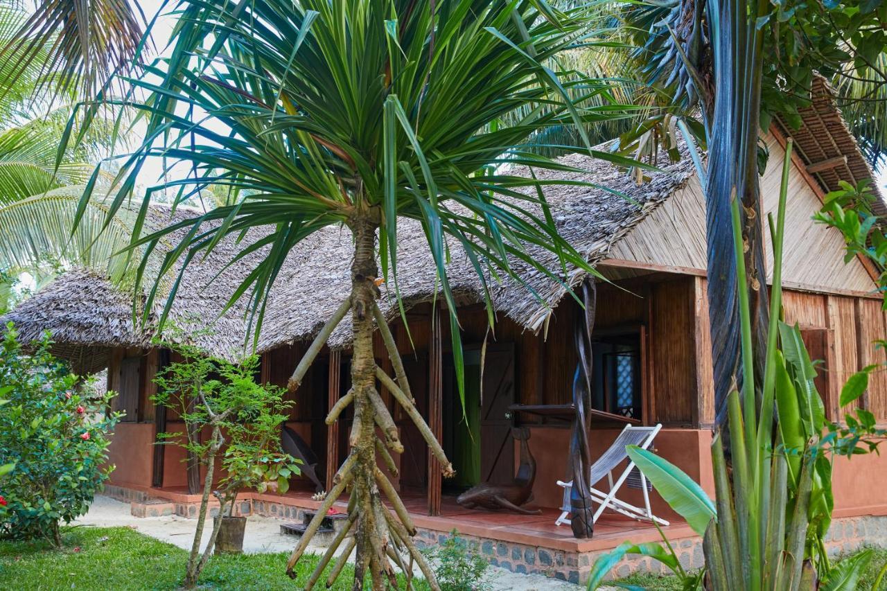 Analatsara Eco Lodge Ile aux Nattes Extérieur photo