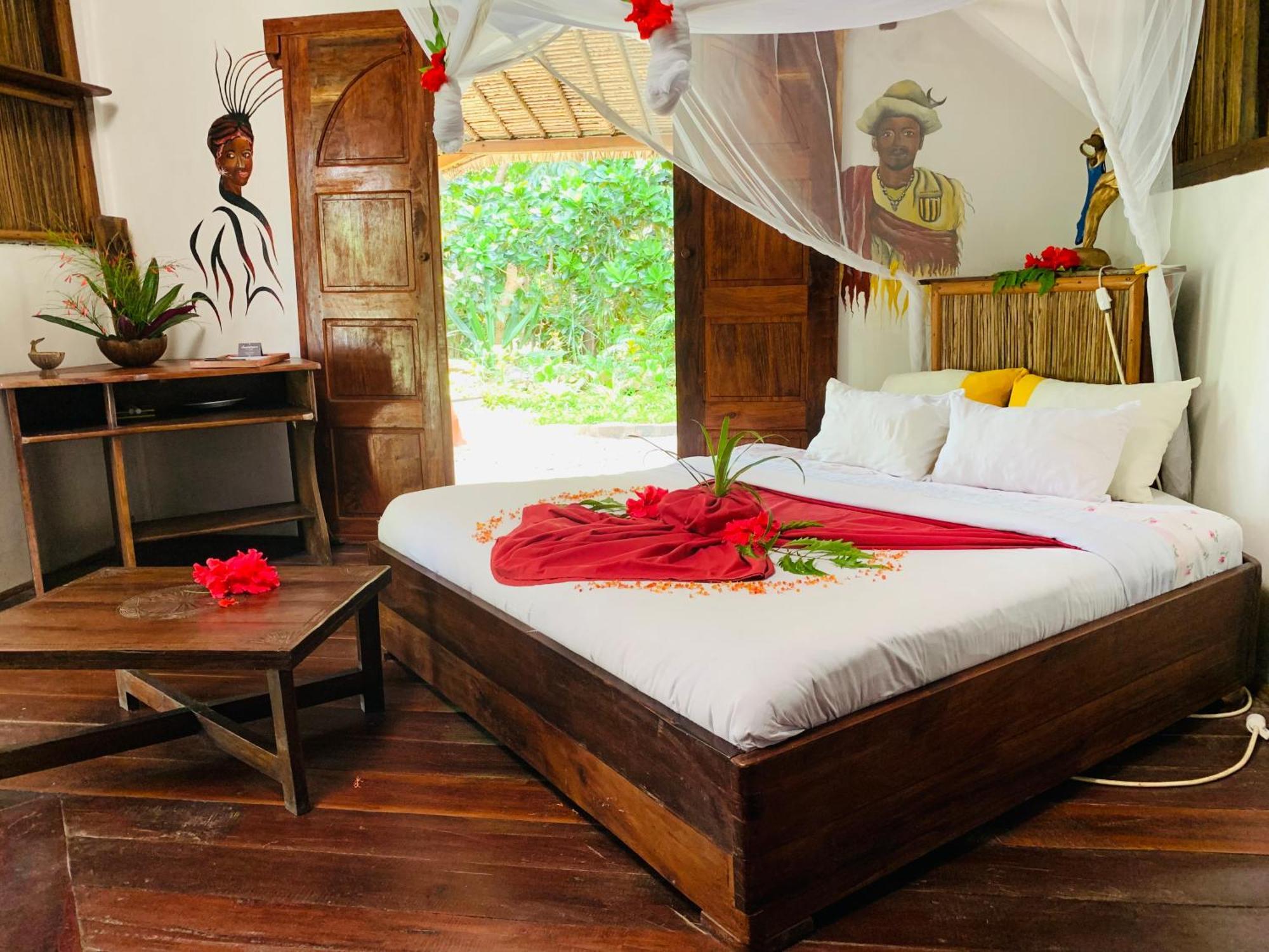 Analatsara Eco Lodge Ile aux Nattes Extérieur photo